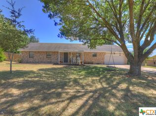 423 Ridge Dr, San Marcos, TX 78666