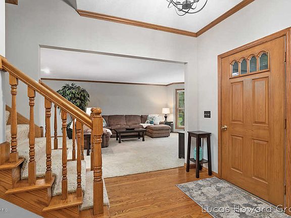 4th image of 8281 Wallinwood Springs Dr #6