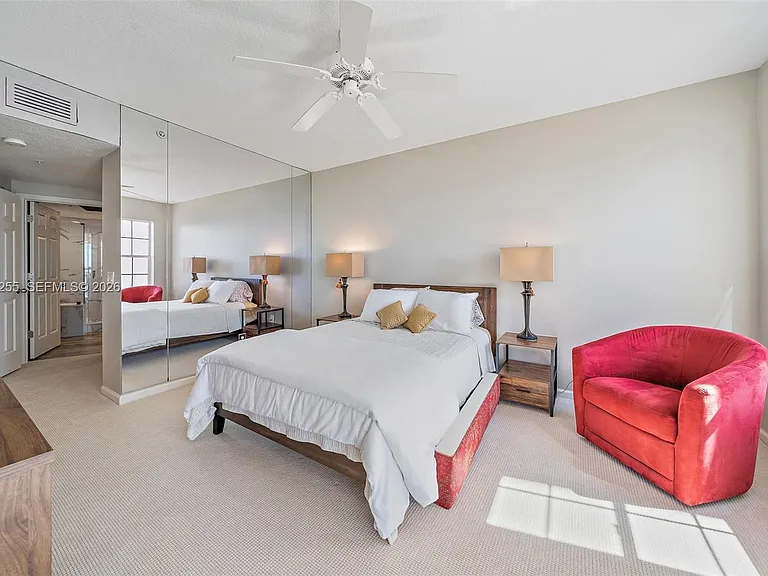 5800 NE Island Cove Way #2207 — Photo 10