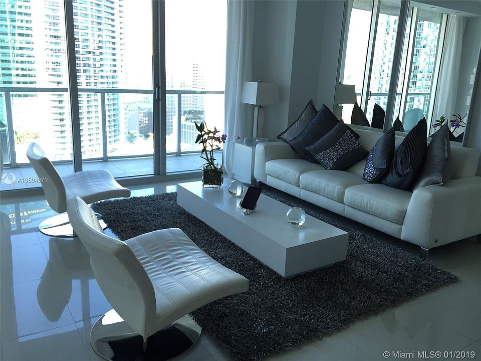 1st image of 500 Brickell Ave #D12