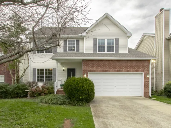 2167 Oak Hill Dr, Murfreesboro, TN 37130