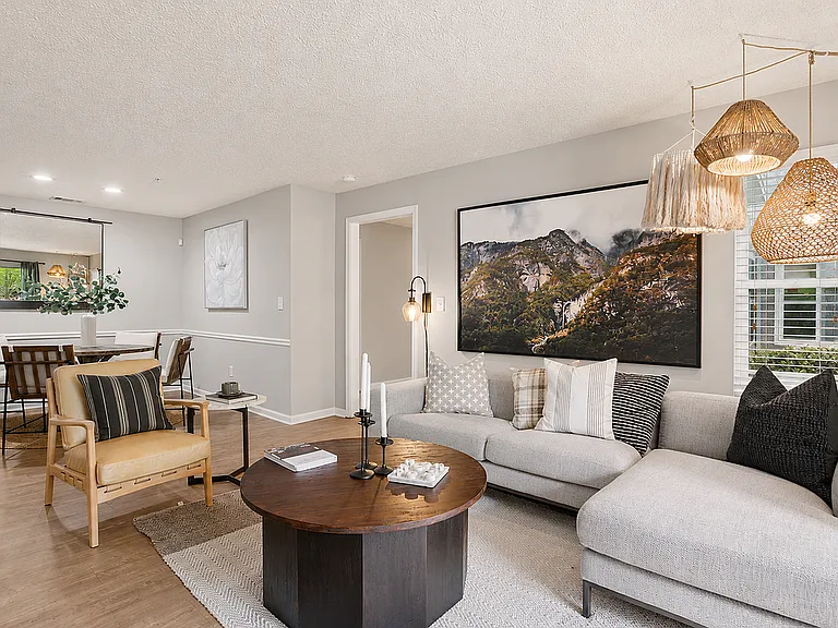 Avana Acworth — Photo 12