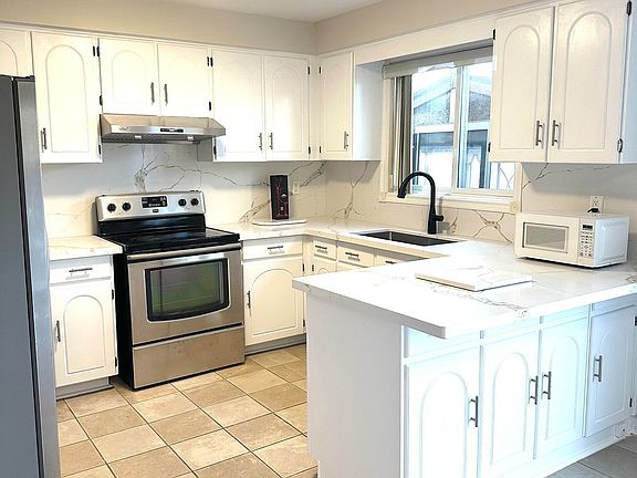 5th image of 5 Empringham Cres