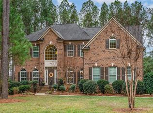 432 Woodward Ridge Dr, Mount Holly, NC 28120