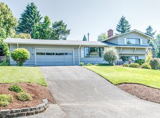 10460 SW 63rd Dr, Portland, OR 97219