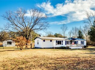 3163 Ambrose Rd, Hayes, VA 23072