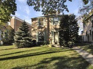 8140 Kilbourn Ave, Skokie, IL 60076