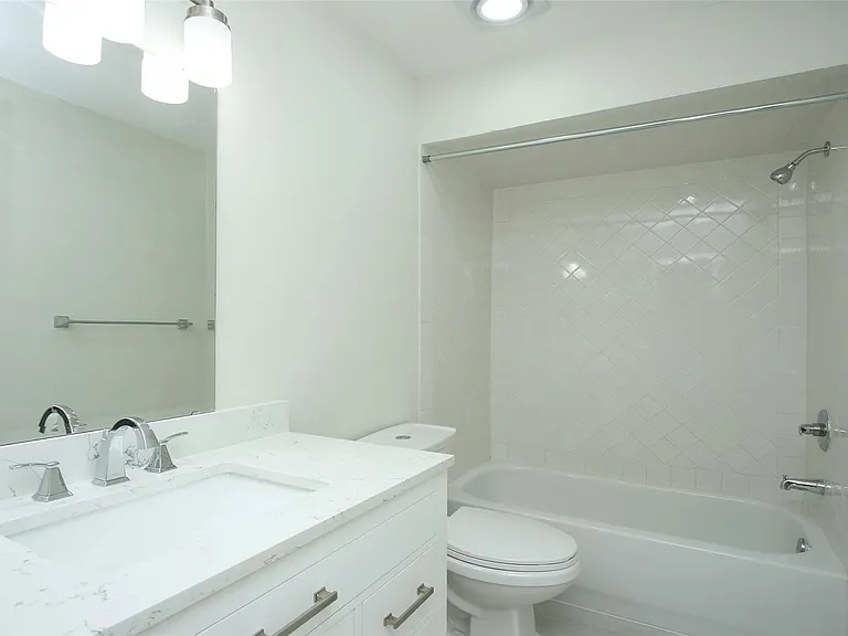 14641 Perthshire Rd — Photo 26
