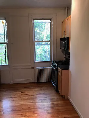 Rented by Flatiron Real Estate Advisors LLC | media 8