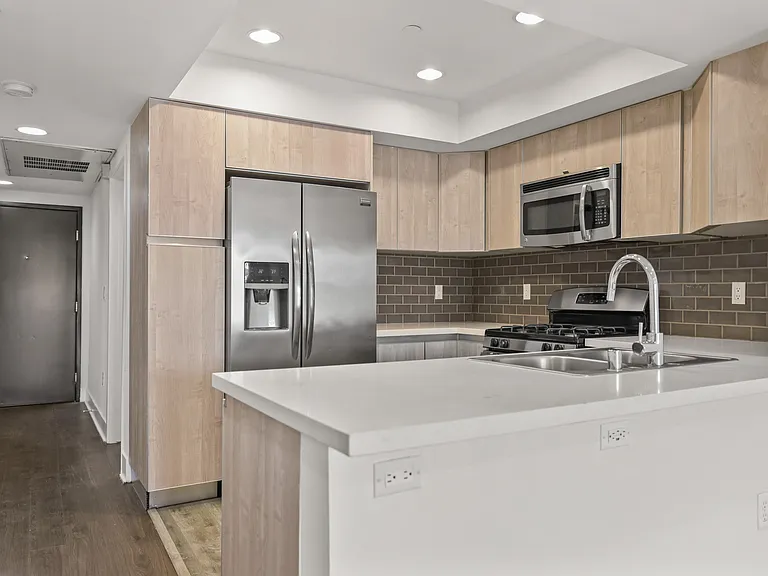 Western Lux — Photo 38