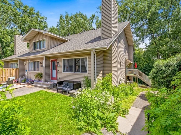 5473 E Brenner Pass, Minneapolis, MN 55432