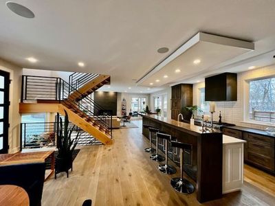 400 Ardmore Dr, Golden Valley, MN, 55422