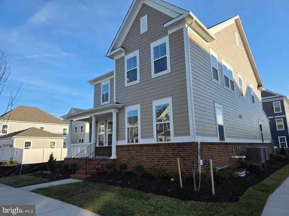 6613 Greenleigh Ave, Middle River, MD 21220