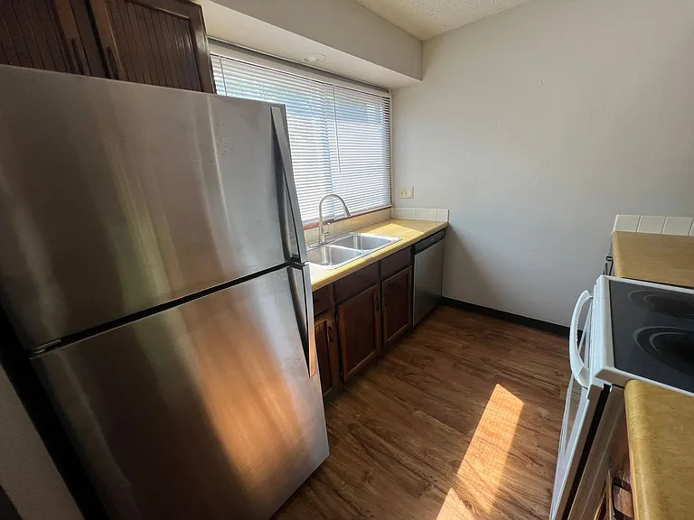 3222 Lincoln Way #7 — Photo 9