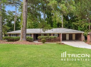 3814 King Arthur Rd SW, Atlanta, GA 30331