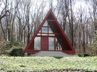 340B Lake View Dr, Lititz, PA 17543