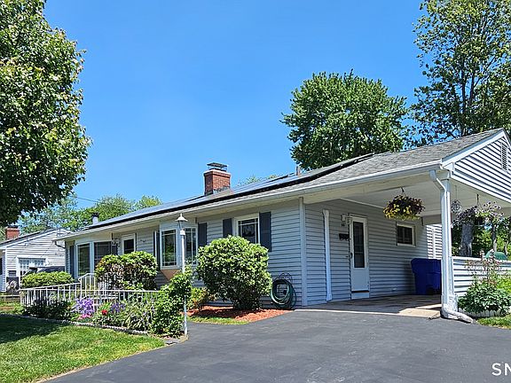 2nd image of 44 Monroe Street