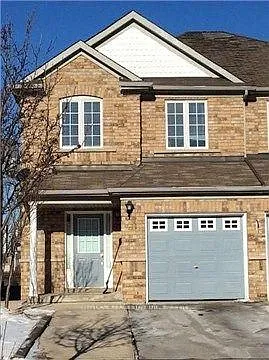 4710 Colombo Cres Photo 1