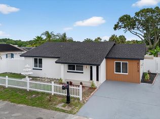 6715 Willow Spring Ct, Tampa, FL 33615