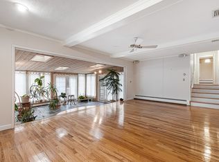 14 Rip Van Winkle Cir, Warwick, RI 02886