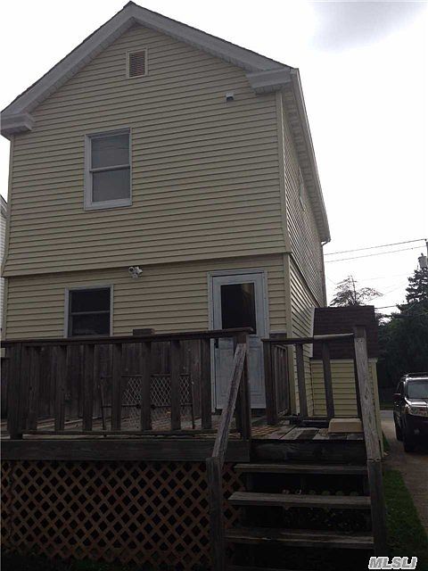2nd image of 217 Cochran Pl