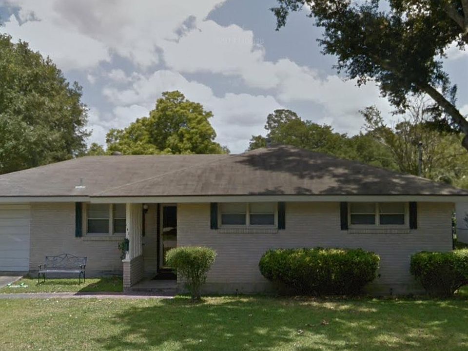1st image of 145 Petticoat Ln