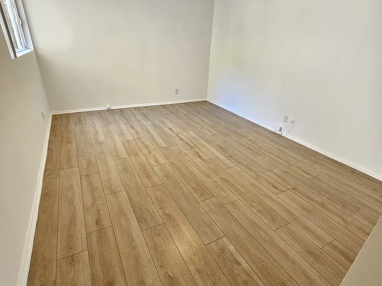 1202 N Fuller Ave #6 — Photo 9