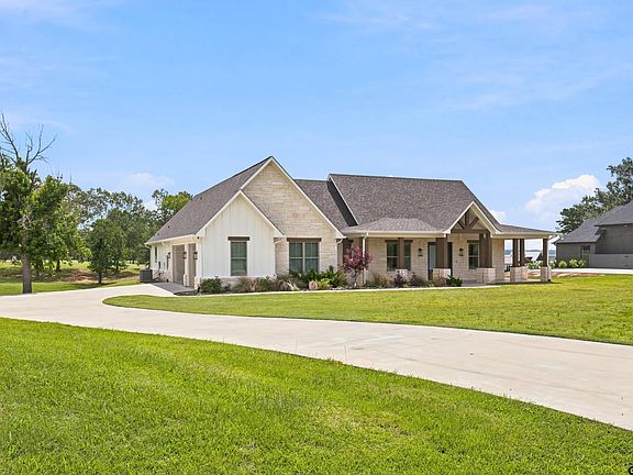 2nd image of 455 Private Road 2711