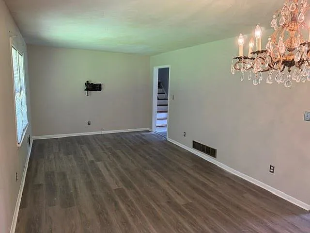 3 bed, 2.0 bath, 1406 sqft, $1,850 — Photo 4