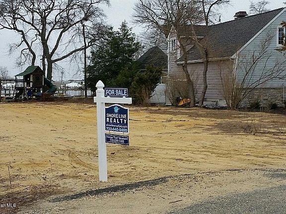 5th image of 760 North Dr