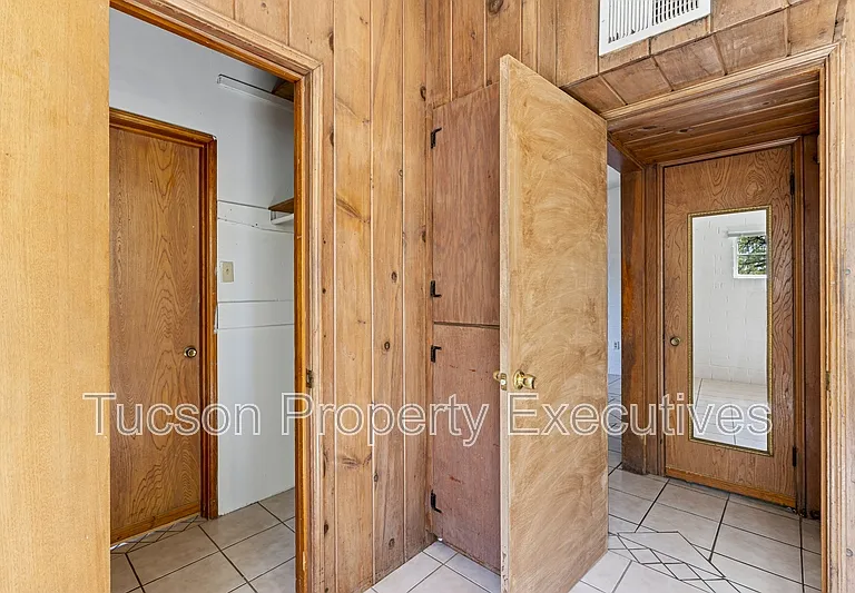 1615 E Adelaide Dr #4 — Photo 16