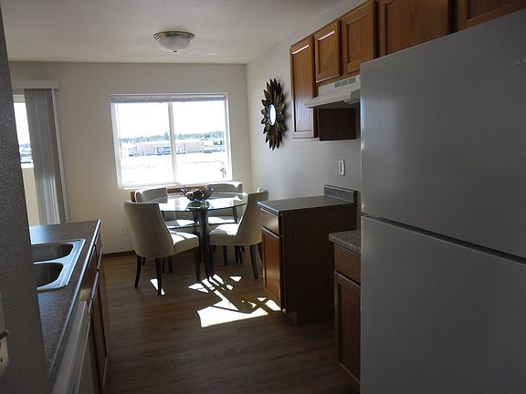 5th image of 107 E H St #204-B