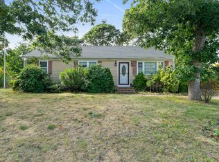 101 Windshore Dr, Hyannis, MA 02601