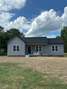 525 E Kime Ave, Liberty, NC, 27298