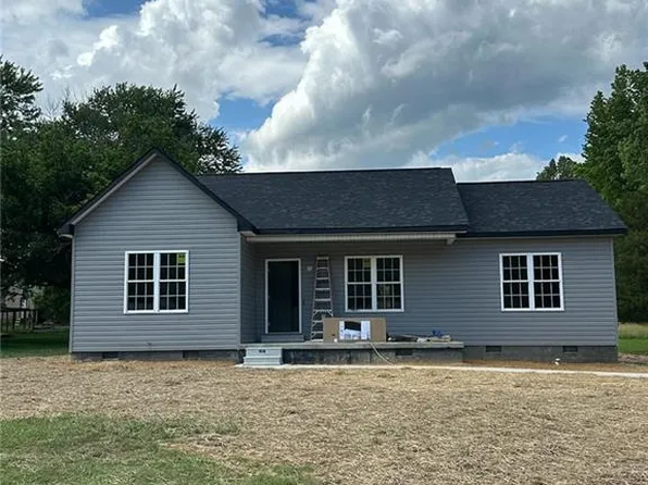 525 E Kime Ave, Liberty, NC 27298