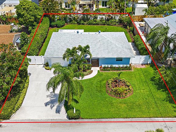 2nd image of 355 Franklin Rd