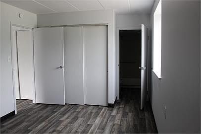 3rd image of 318 E Main St #11287646