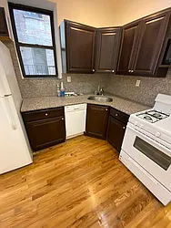 Rented by Best Apartments North Inc