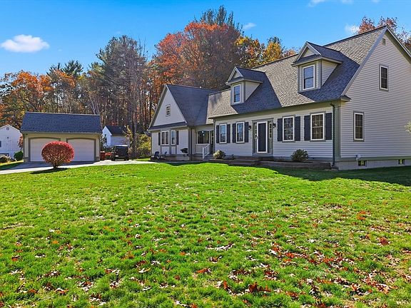 2nd image of 100 Farwell Rd