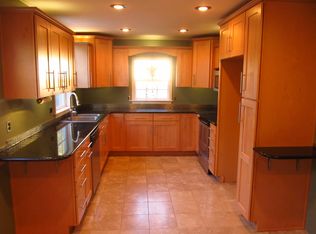 2543 W Water St, Springfield, MO 65802