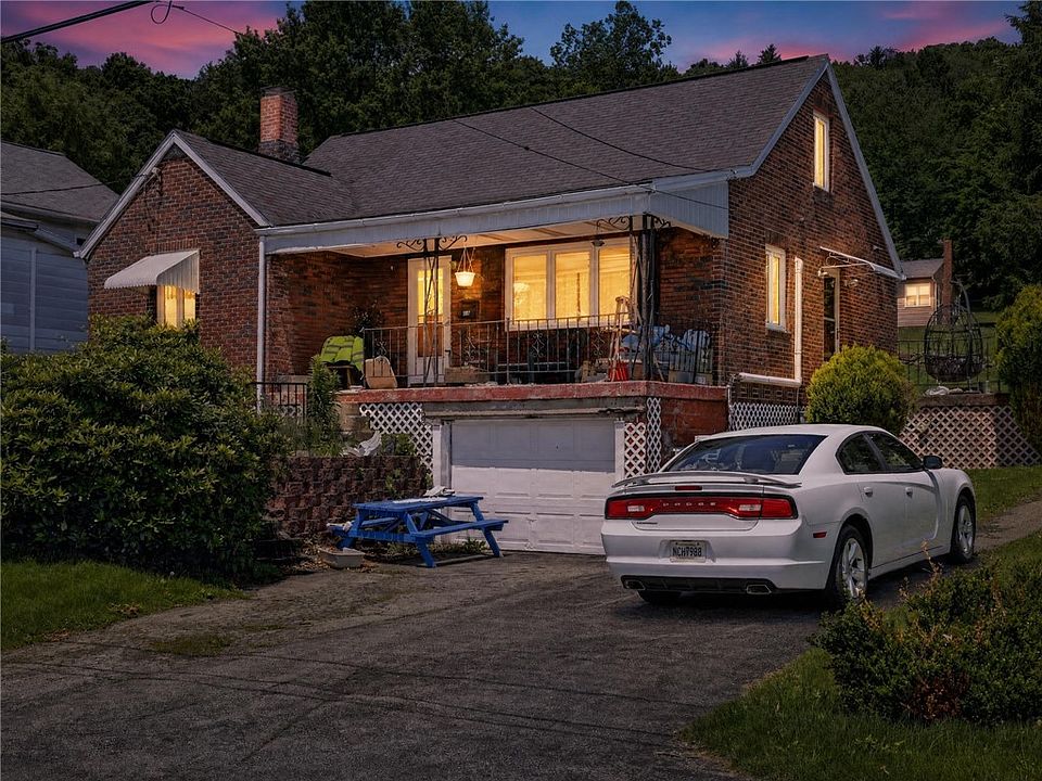 1st image of 907 Hubert Ave