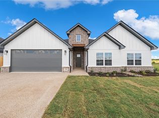 1348 Red Rock Rd, Hewitt, TX 76643