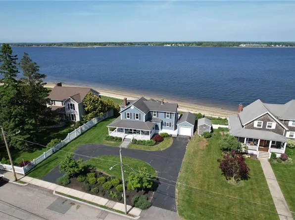 87 Terrace Ave, East Providence, RI 02915