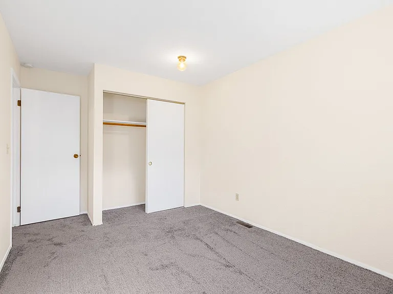 17633 NE 88th Pl — Photo 22