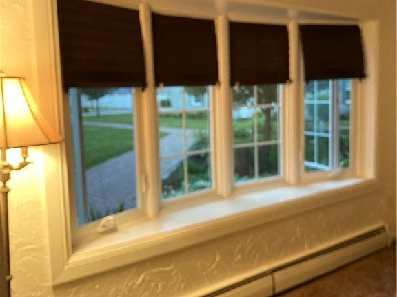 3rd image of 3 Meadowlawn Dr Unit 14