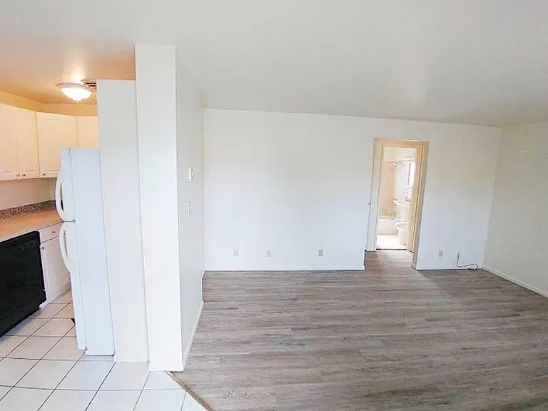 2021 NW 65th St #3 — Photo 3