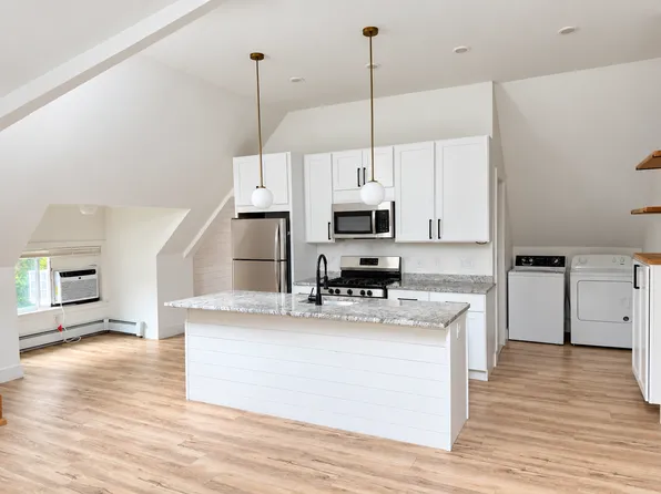 682 Whitney Ave #3, New Haven, CT 06511