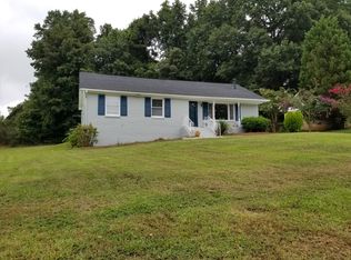 5025 Delivau Dr, Charlotte, NC 28215