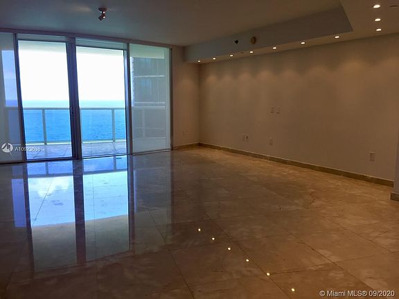 3rd image of 17201 Collins Ave APT 4006