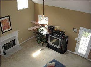Greatroom with vaulted ceilings
